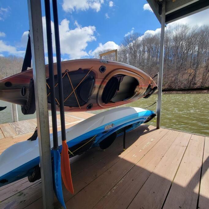 Lakeside Haven Dock/Slip Fire Pit Game Room Kayaks Winchester 외부 사진